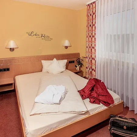 Kishotel Am Kurpark Отель