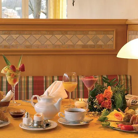 Kishotel Am Kurpark 3* Бад-Зоден-Зальмюнстер
