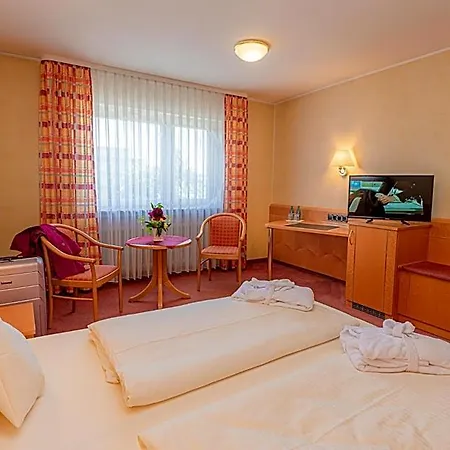 Отель Kishotel Am Kurpark